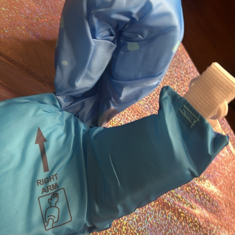 Brand new child's swim vest - Picture 6 of 6